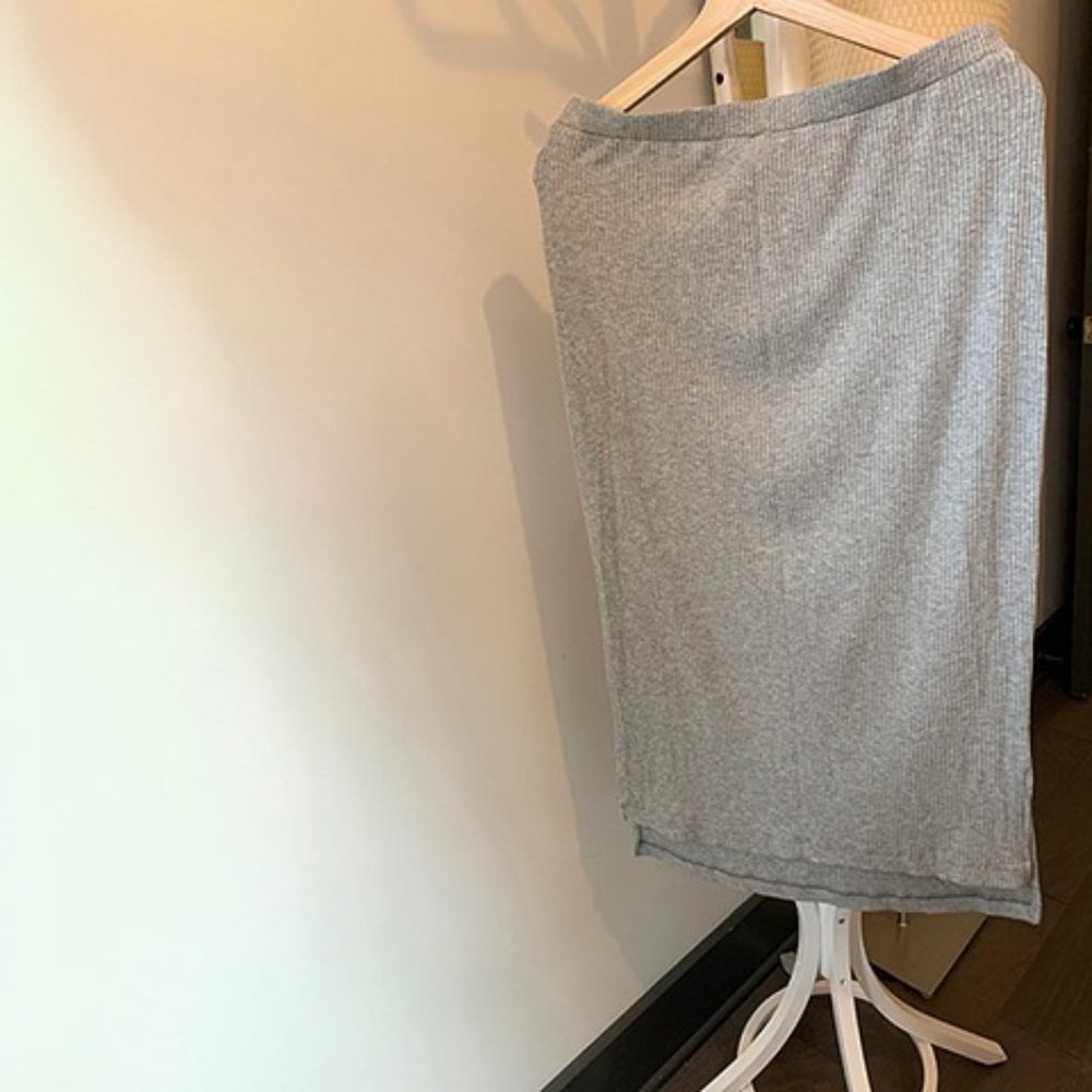 heather gray ribbed pencil skirt- amour vert